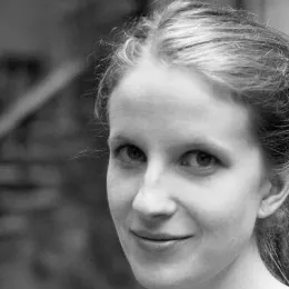 Photo of Caitlin Petre